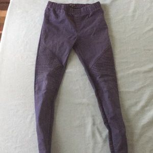 Stretchy navy blue Moto leggings